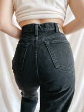 Load image into Gallery viewer, Vintage 90&#39;s GAP Jeans
