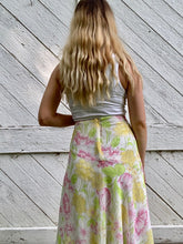 Load image into Gallery viewer, Vintage Flowy Floral Skirt
