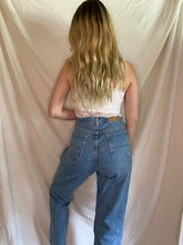 Load image into Gallery viewer, Vintage Riders Jeans
