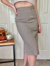 Load image into Gallery viewer, Houndstooth Midi Skirt
