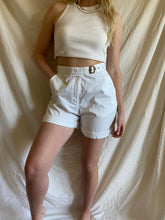 Load image into Gallery viewer, Liz Claiborne Shorts
