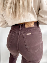 Load image into Gallery viewer, Vintage Chocolate Jeans
