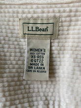 Load image into Gallery viewer, L.L. Bean Corduroy Button-Up

