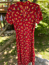 Load image into Gallery viewer, Vintage Floral Button-Down Dress
