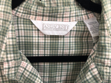 Load image into Gallery viewer, Green Flannel Button-Up

