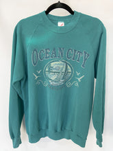 Load image into Gallery viewer, Vintage Ocean City Crewneck
