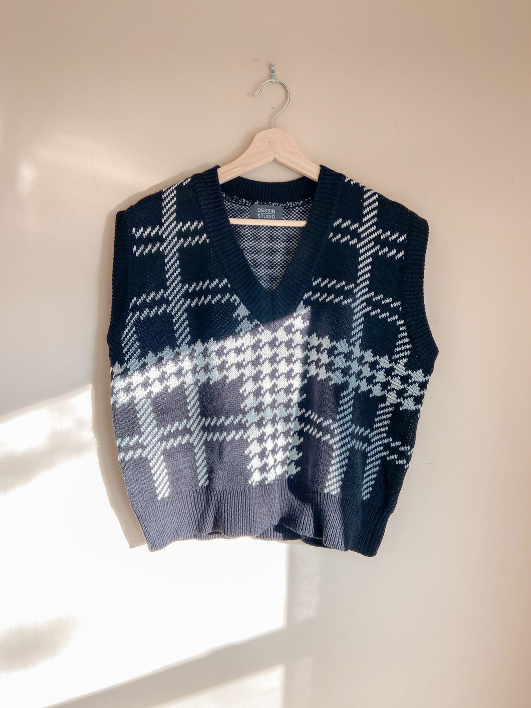 Houndstooth Sweater Vest