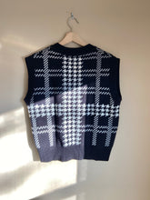 Load image into Gallery viewer, Houndstooth Sweater Vest
