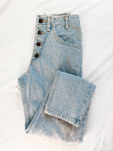 Load image into Gallery viewer, Vintage GUESS Button-Fly Jeans
