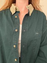 Load image into Gallery viewer, Corduroy Collar Button-Up Shirt

